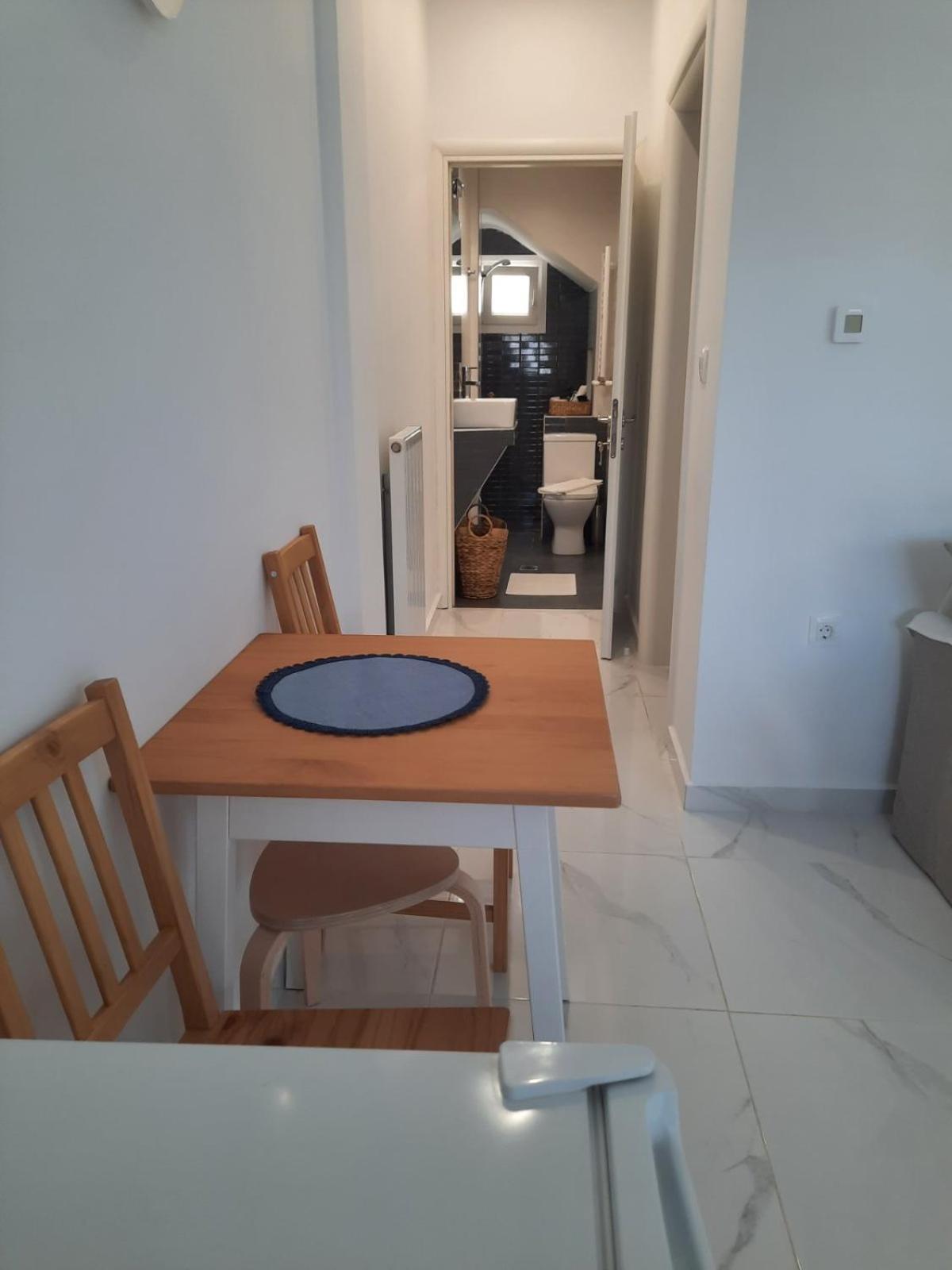 House B Diavata, Thessaloniki Apartment Bagian luar foto